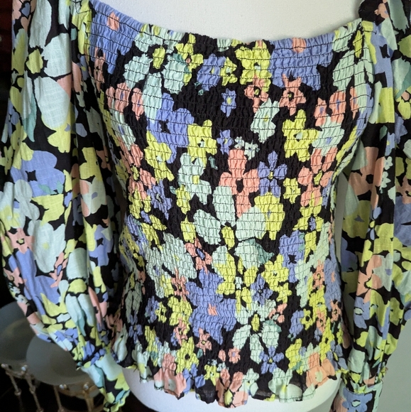 Free People Women's Large Ariana Printed Crop Top Bright Floral Peasant Smocked - Picture 2 of 10